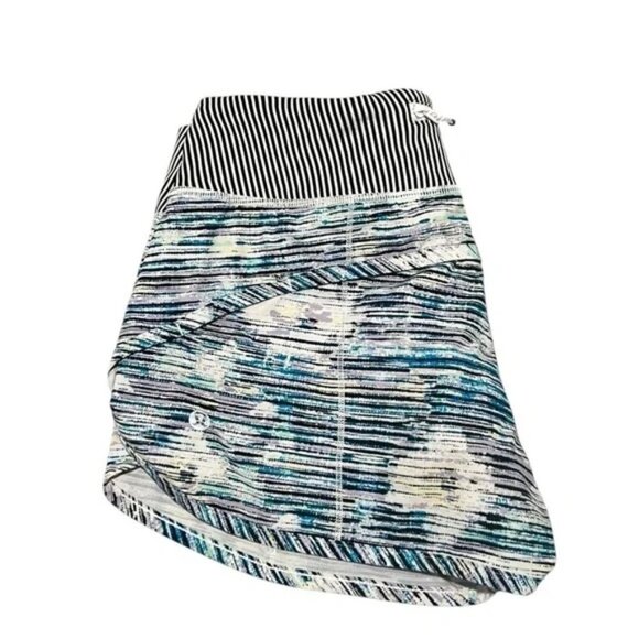 LULULEMON - Speed Short *4-way Stretch 2.5" Blurry Belle Multi / Tink Stripe - Picture 3 of 7